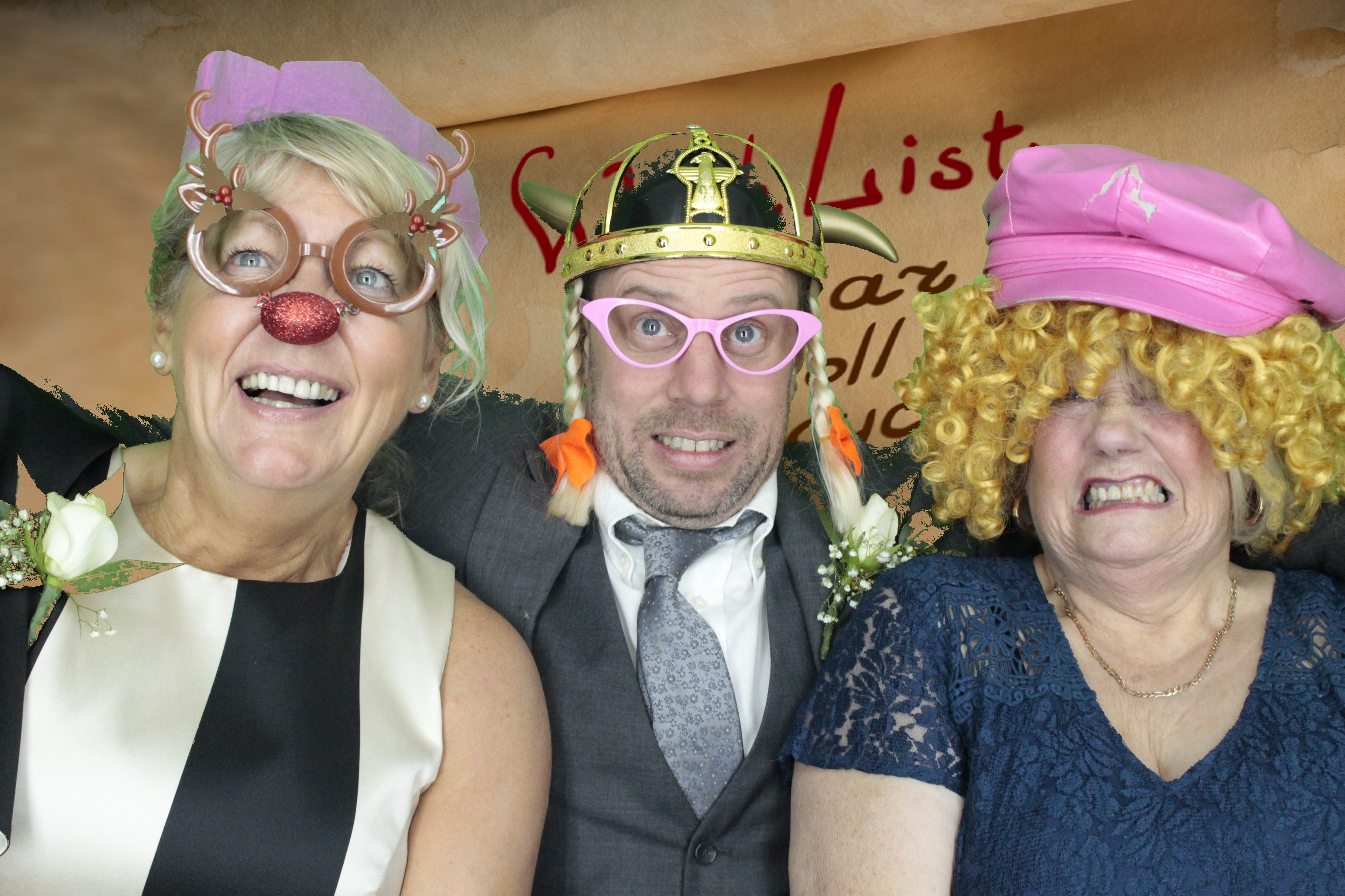 Chris & China's Wedding | View more photos from the event at gallery.myphotoboothexperience.co.uk/u/MyPhotoBoothExperienceLtd/Chris-Chinas-Wedding